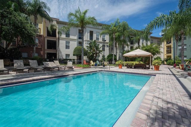 2402 W AZEELE STREET 431, Tampa, FL 33609