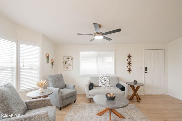 5735 E MCDOWELL Road 162, Mesa, AZ 85215