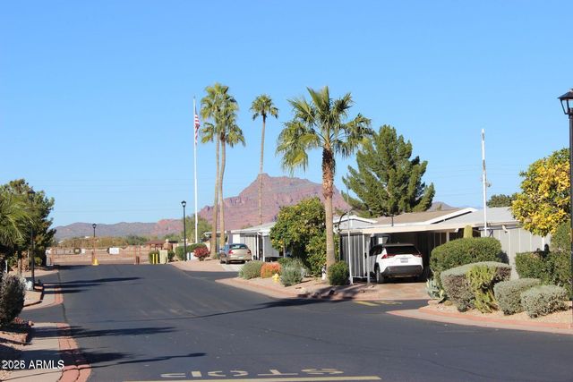 5735 E MCDOWELL Road 162, Mesa, AZ 85215