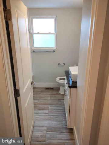 230 WENDOVER ST, Philadelphia, PA 19128