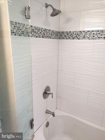 230 WENDOVER ST, Philadelphia, PA 19128