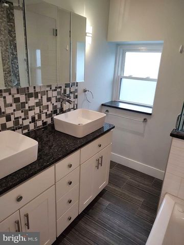 230 WENDOVER ST, Philadelphia, PA 19128