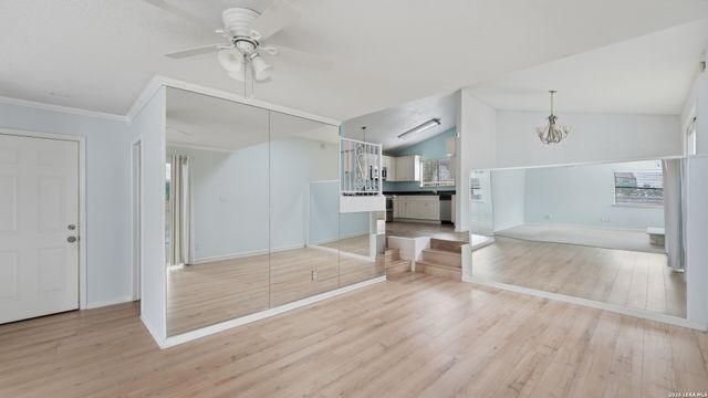 7214 Breeze Hollow, San Antonio, TX 78250