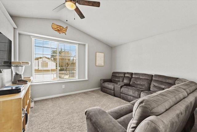 5303 Elgin Hills Way, Antelope, CA 95843