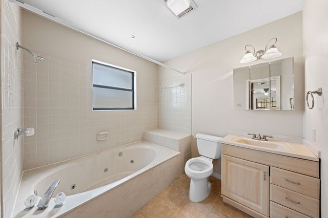 410 Methodist Encampment, Kerrville, TX 78028