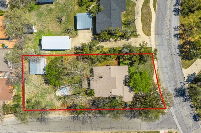 410 Methodist Encampment, Kerrville, TX 78028