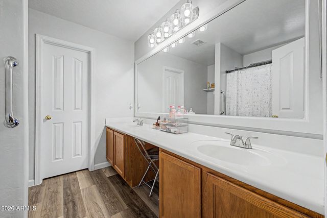 9304 W CAROL Avenue, Peoria, AZ 85345