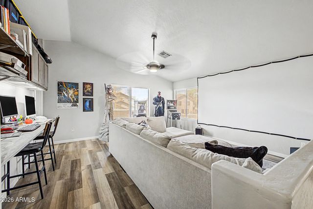 9304 W CAROL Avenue, Peoria, AZ 85345