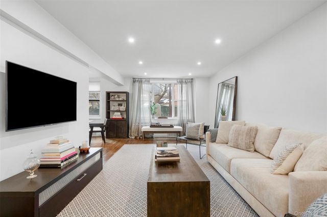 2390 Palisade Avenue 2B, Bronx, NY 10463