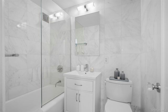 2390 Palisade Avenue 2B, Bronx, NY 10463