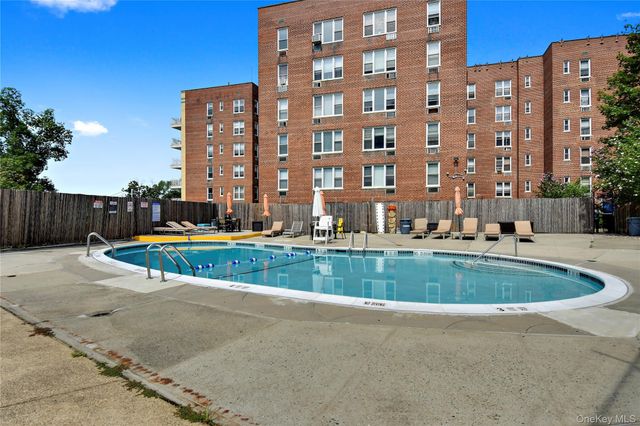 2390 Palisade Avenue 2B, Bronx, NY 10463