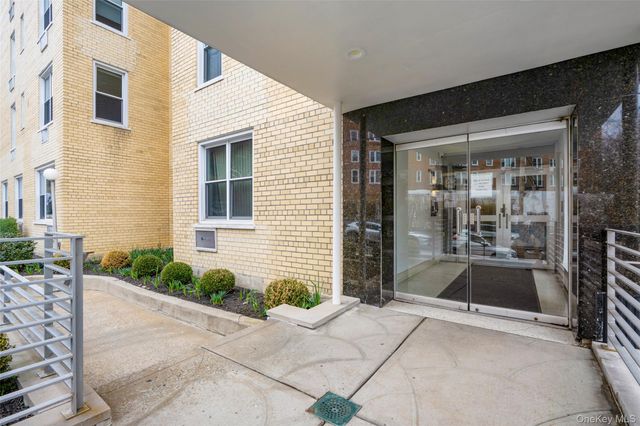 2390 Palisade Avenue 2B, Bronx, NY 10463