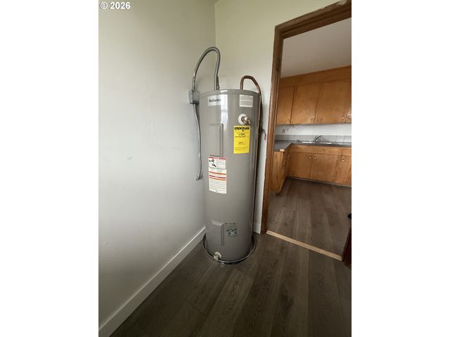 805 Se 6TH St, Pendleton, OR 97801