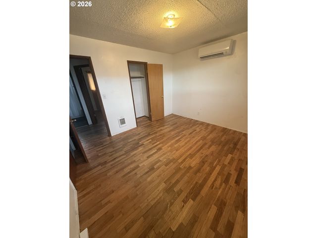805 Se 6TH St, Pendleton, OR 97801