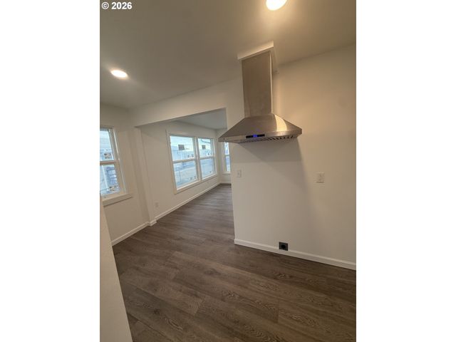 805 Se 6TH St, Pendleton, OR 97801