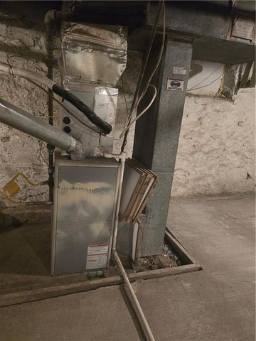 4018 Flora Avenue, Kansas City, MO 64110