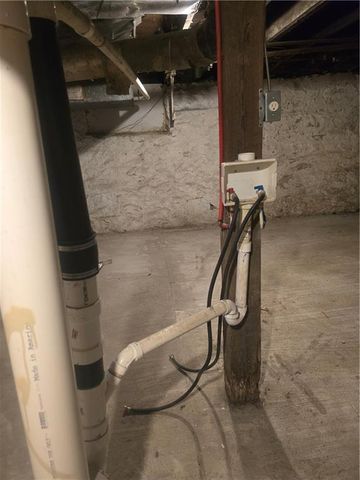 4018 Flora Avenue, Kansas City, MO 64110