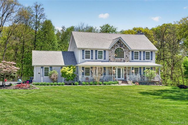 8 Apple Hill Drive, Highland Mills, NY 10930