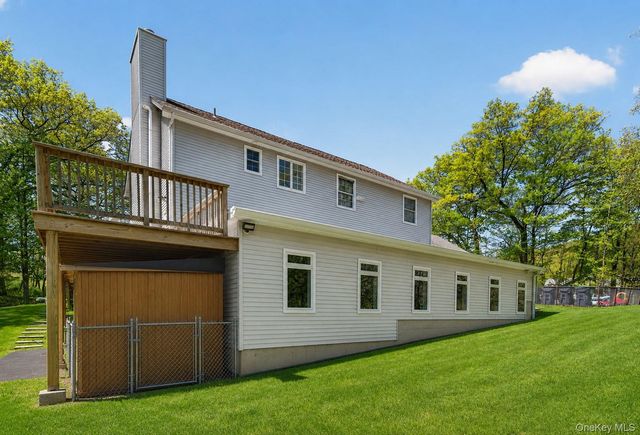 8 Apple Hill Drive, Highland Mills, NY 10930
