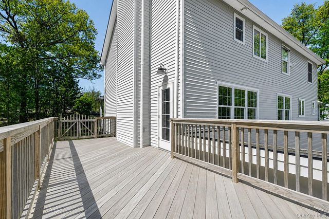 8 Apple Hill Drive, Highland Mills, NY 10930
