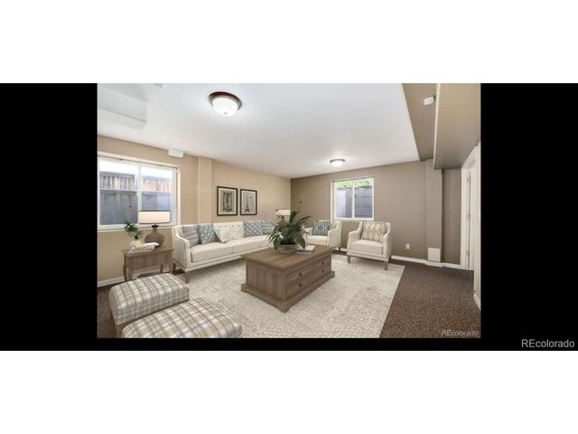 724 Sparrow Hawk Dr, Highlands Ranch, CO 80129