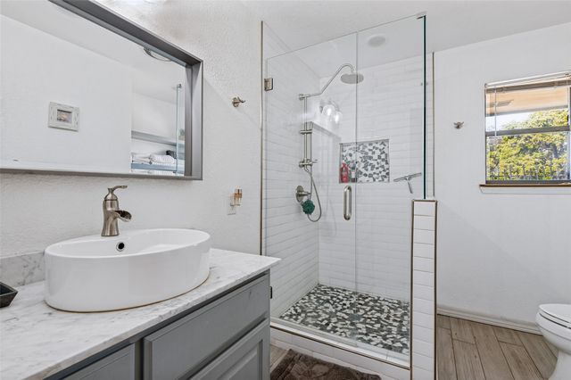 2104 Teakwood Trace, Fort Worth, TX 76112