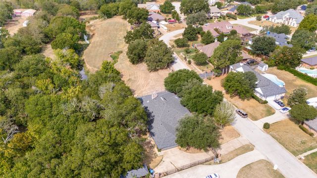 2104 Teakwood Trace, Fort Worth, TX 76112