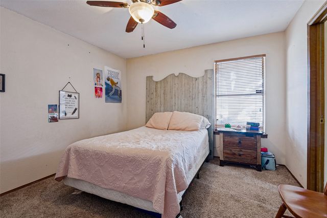2104 Teakwood Trace, Fort Worth, TX 76112