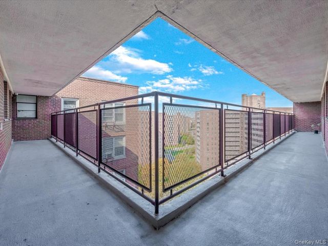 98-20 62nd Drive 15G, Rego Park, NY 11374