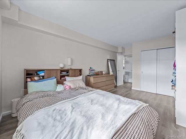 98-20 62nd Drive 15G, Rego Park, NY 11374