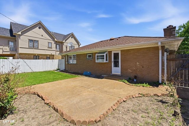 2 WASHINGTON Street, Glenview, IL 60025
