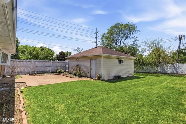 2 WASHINGTON Street, Glenview, IL 60025