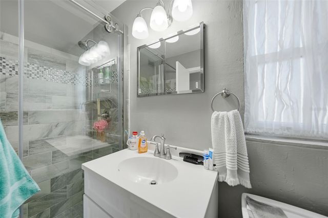 371 WEBER TERRACE, Port Charlotte, FL 33952