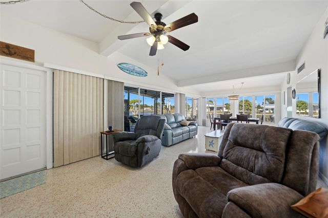 371 WEBER TERRACE, Port Charlotte, FL 33952