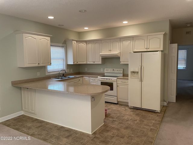 504 Shelton Drive, Aberdeen, NC 28315