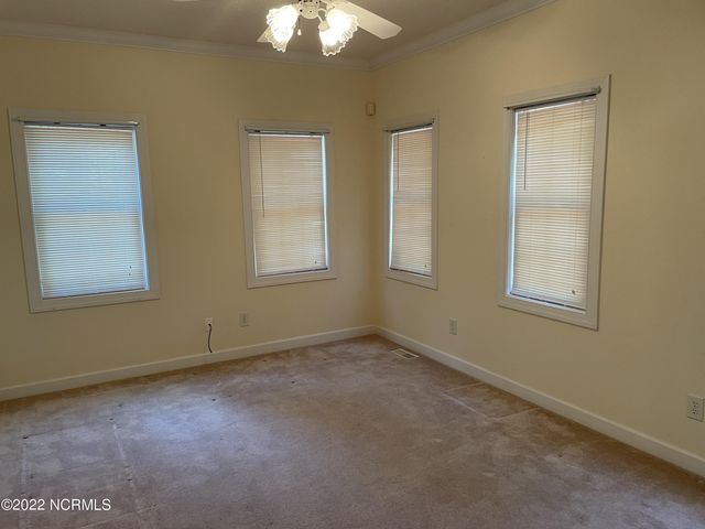 504 Shelton Drive, Aberdeen, NC 28315