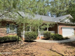 504 Shelton Drive, Aberdeen, NC 28315