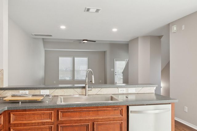 1401 Paige Street, Houston, TX 77003