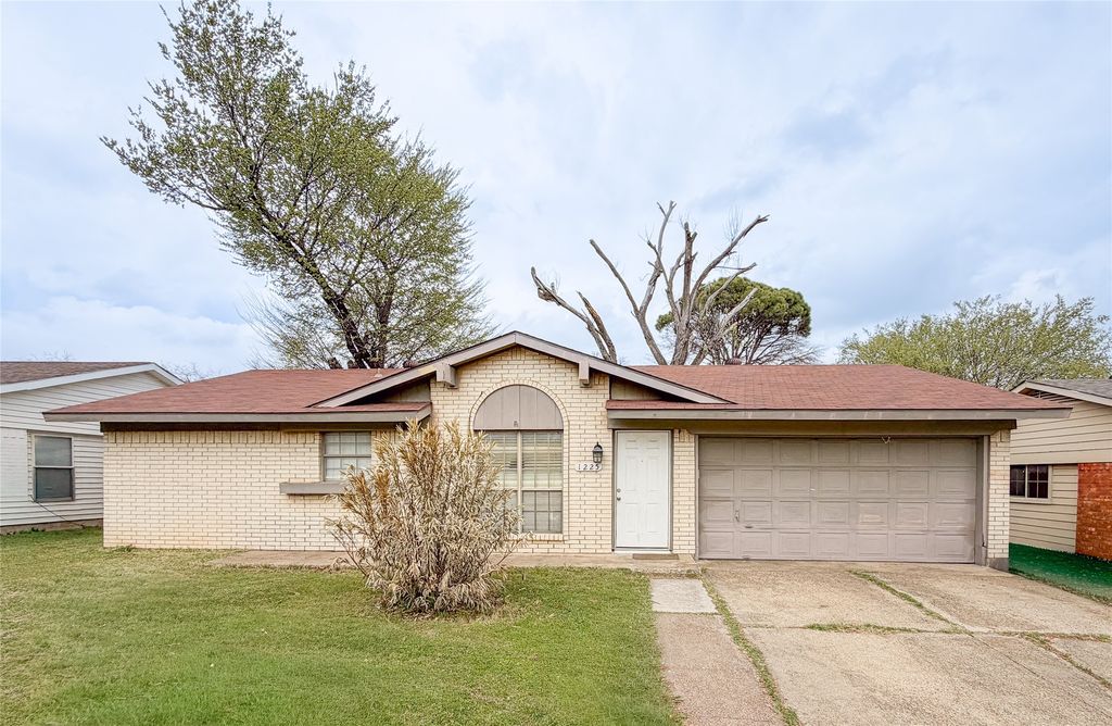 1225 Palisades Drive, Lewisville, TX 75067 — exterior