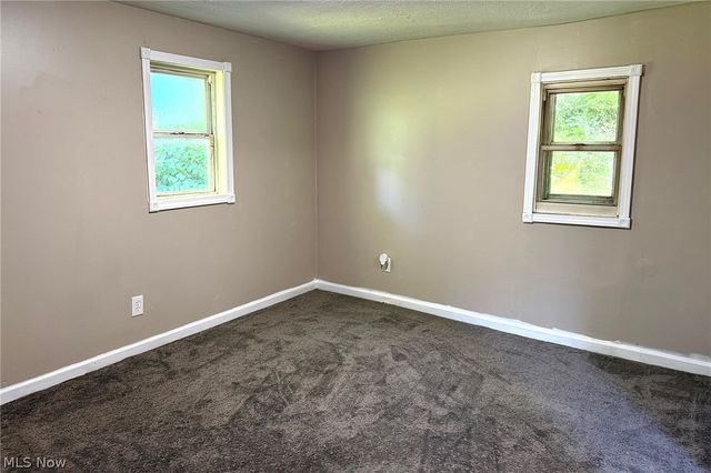 318 Joseph Avenue, Barberton, OH 44203