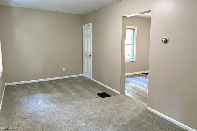 318 Joseph Avenue, Barberton, OH 44203