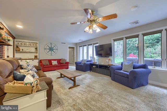 1717 WILSON AVE, Lancaster, PA 17603