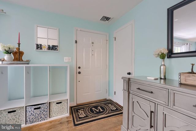 1717 WILSON AVE, Lancaster, PA 17603