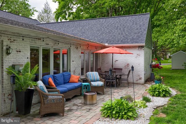 1717 WILSON AVE, Lancaster, PA 17603