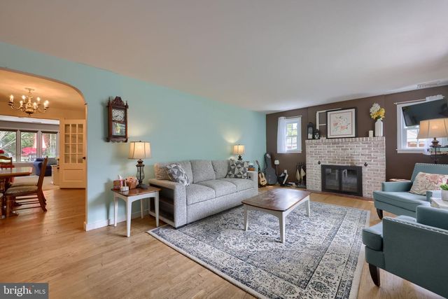 1717 WILSON AVE, Lancaster, PA 17603