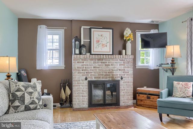 1717 WILSON AVE, Lancaster, PA 17603