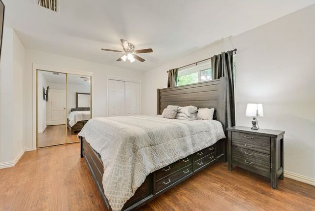 905 Pepperidge Court, Lancaster, TX 75134