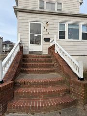 561 E Olive Street Main, Long Beach, NY 11561