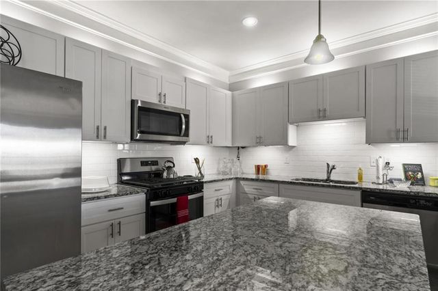 460 Village Creek Drive B, Atlanta, GA 30354