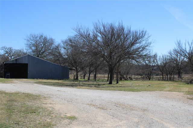 3020 Fm 2210 E, Perrin, TX 76486
